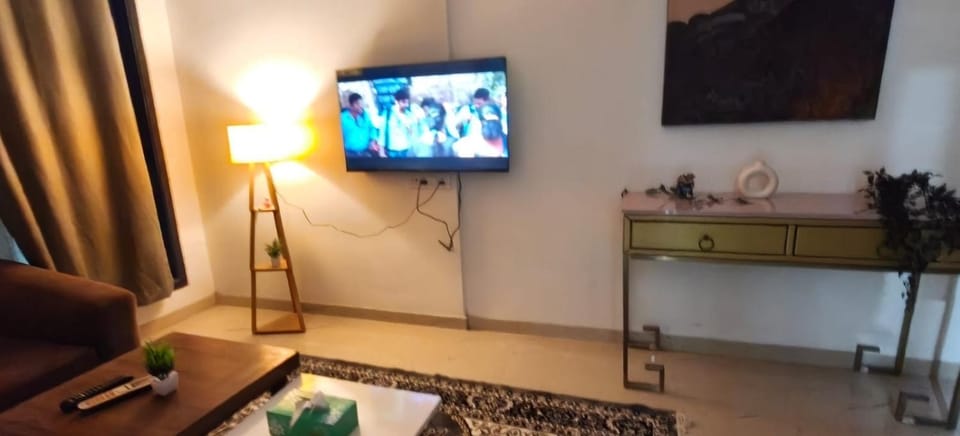 Ivy Urban Cozy 401 Private 1Bhk 3 Min Nesco Apartment in Mumbai