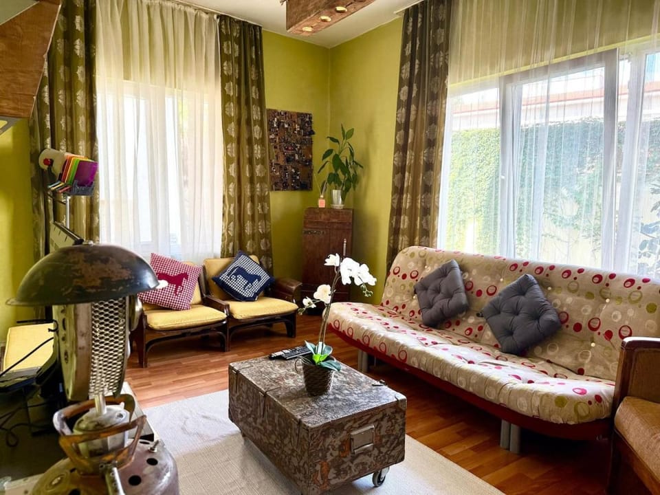 Kaleiçi seaside magnificent location with separate kitchen Apartment in Antalya