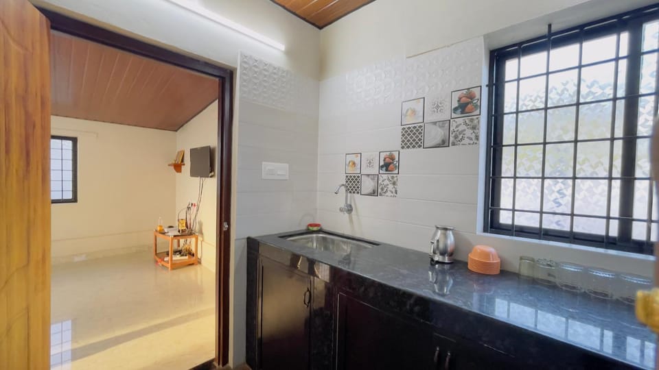 Bathroom, Kitchen or kitchenette