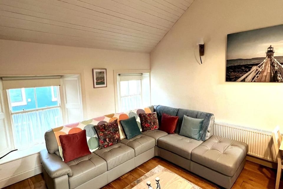 Central & Stylish Townhouse House in Galway