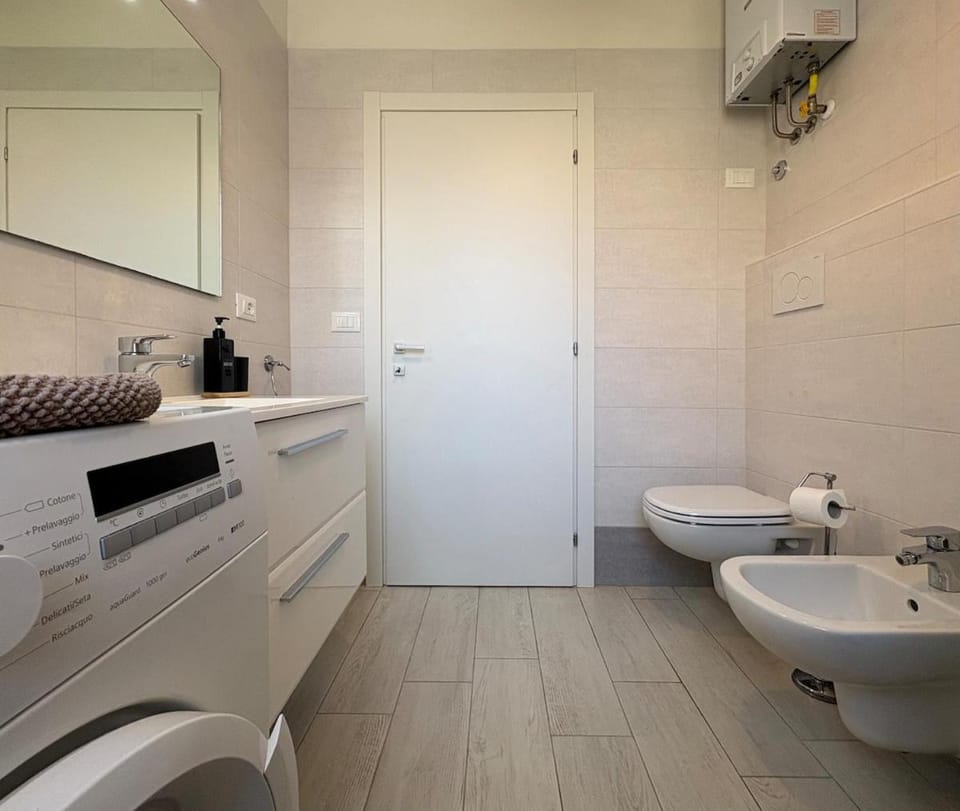Shower, Toilet, Bathroom, bidet, washing machine