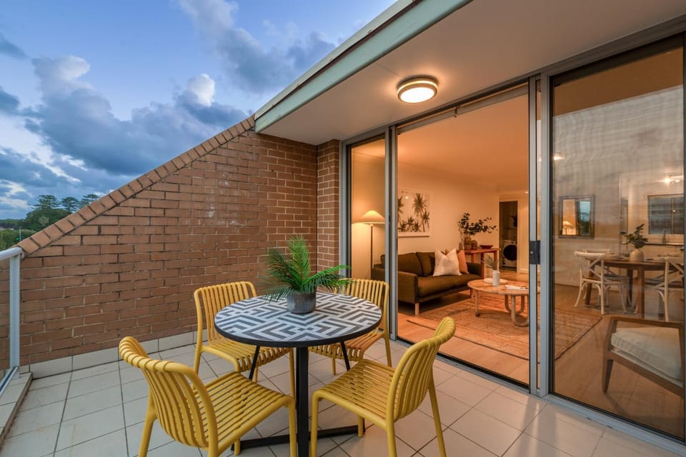 Stylish 1-Bed Apartment Near Manly Beach Apartment in Manly