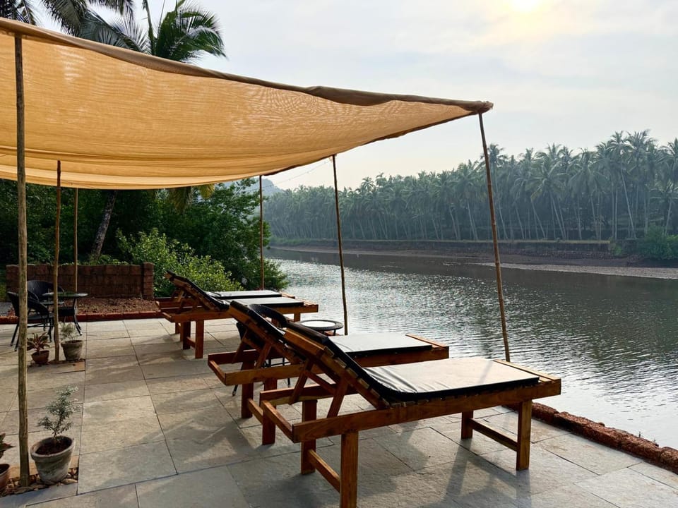 Natural landscape, View (from property/room), River view, sunbed