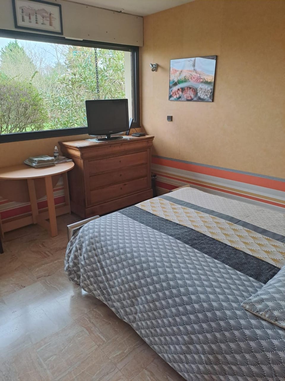 Chambres privées dans une maison avec piscine Vacation rental in Nouvelle-Aquitaine
