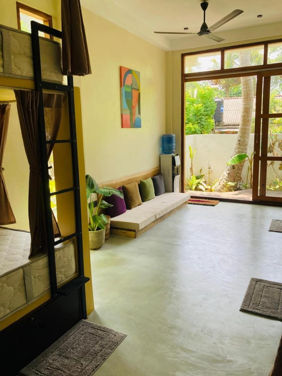 Layday Surf Ahangama Hostel in Ahangama