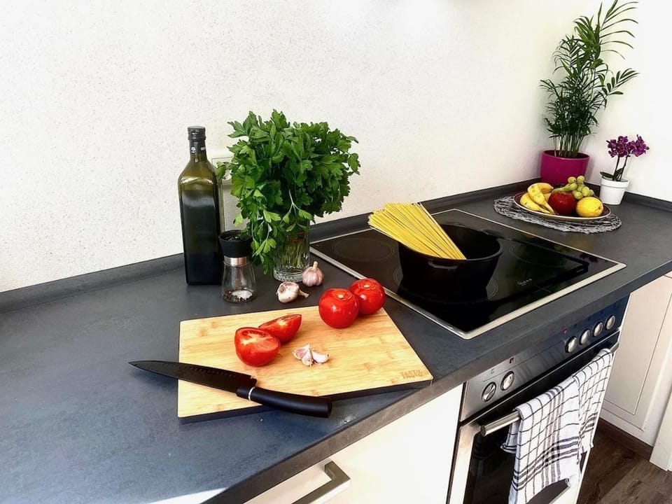 Kitchen or kitchenette, stove, kitchen