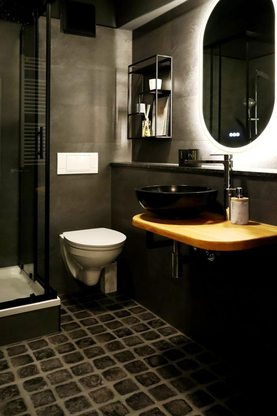 Shower, Toilet, Bathroom