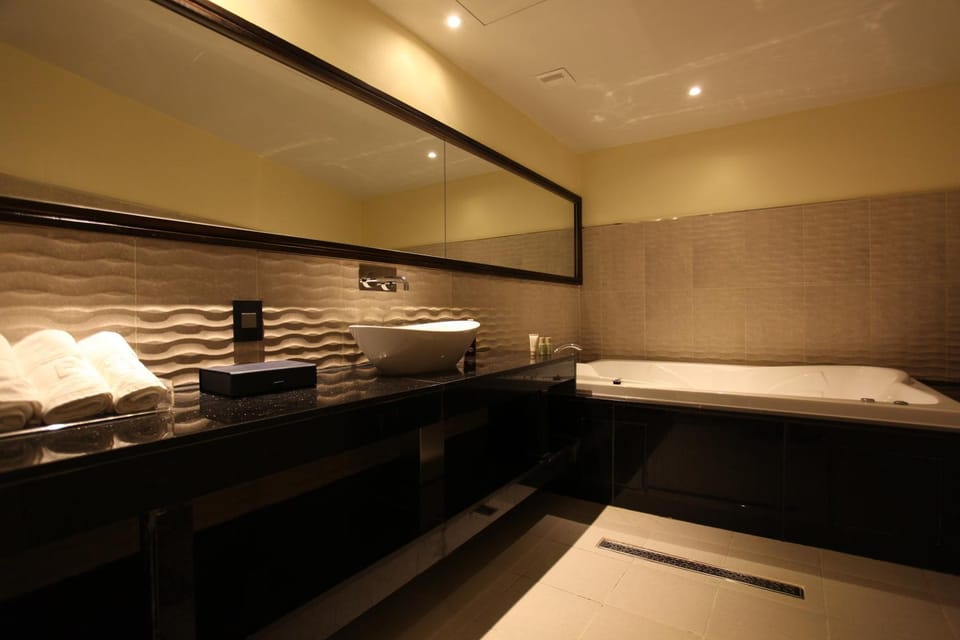 Christie Hotel 크리스티 호텔 Motel in Seoul