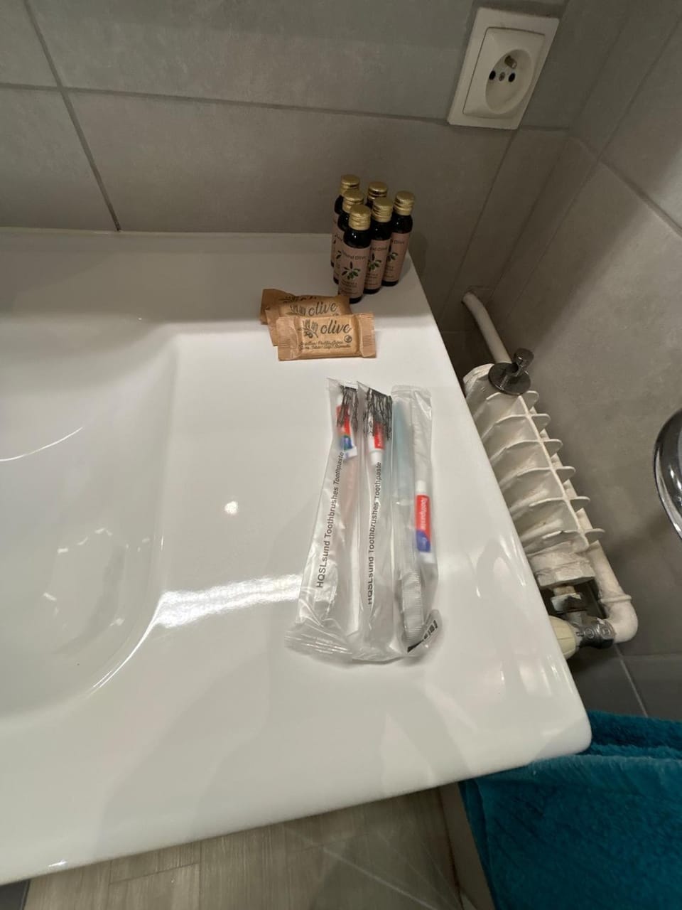 2 Bedrooms, Secure residence, Parking! Apartment in Lyon