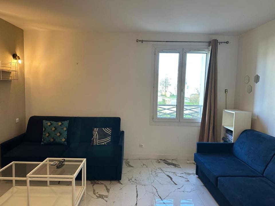 Luxury Home - 10min Disney - 4 personnes Apartment in Bussy-Saint-Georges
