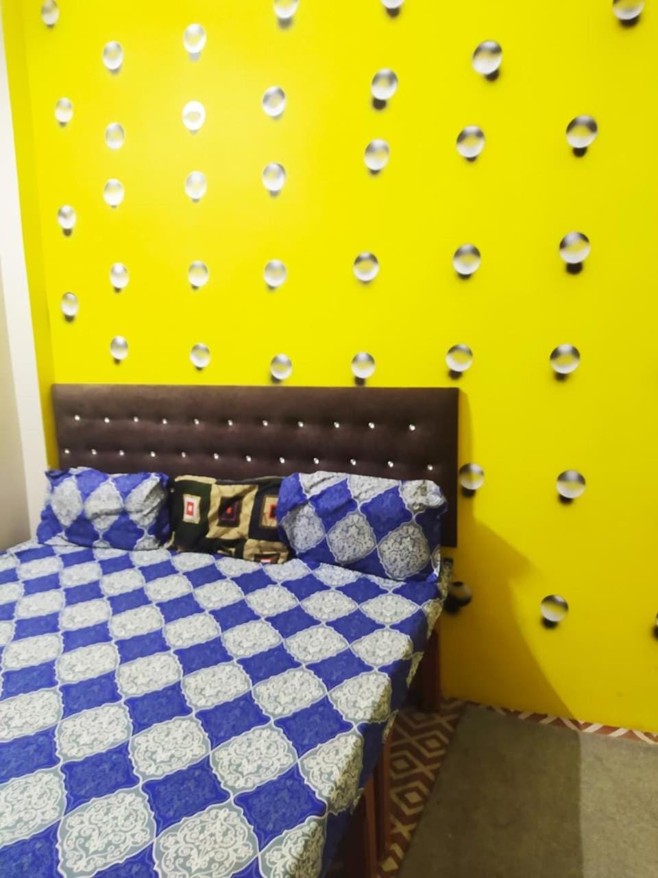 V L homestaya Vacation rental in Uttar Pradesh
