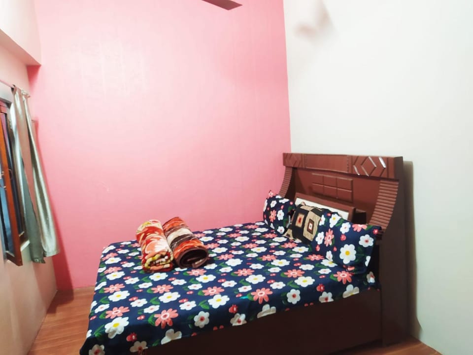 V L homestaya Vacation rental in Uttar Pradesh