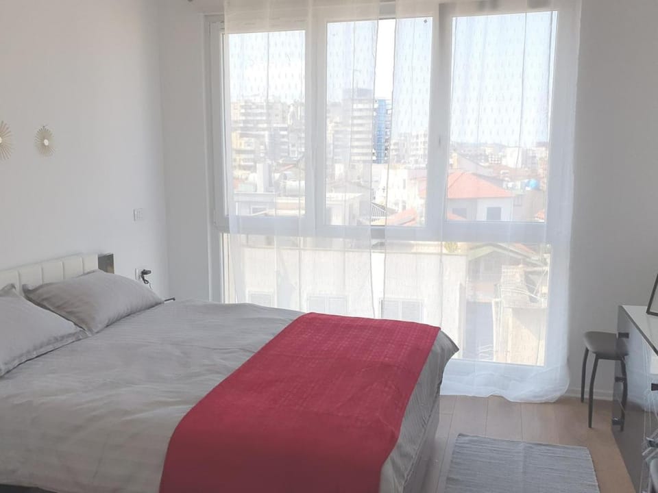 1 bedroom apartment just 10 min Center Apartment in Tirana