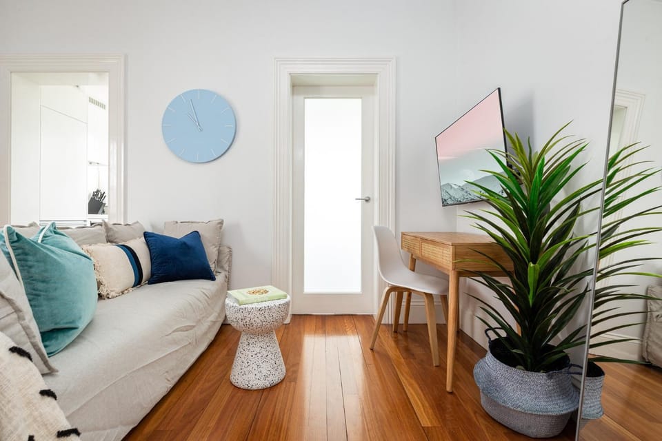 Executive Studio With Patio Near Trains Apartment in Marrickville