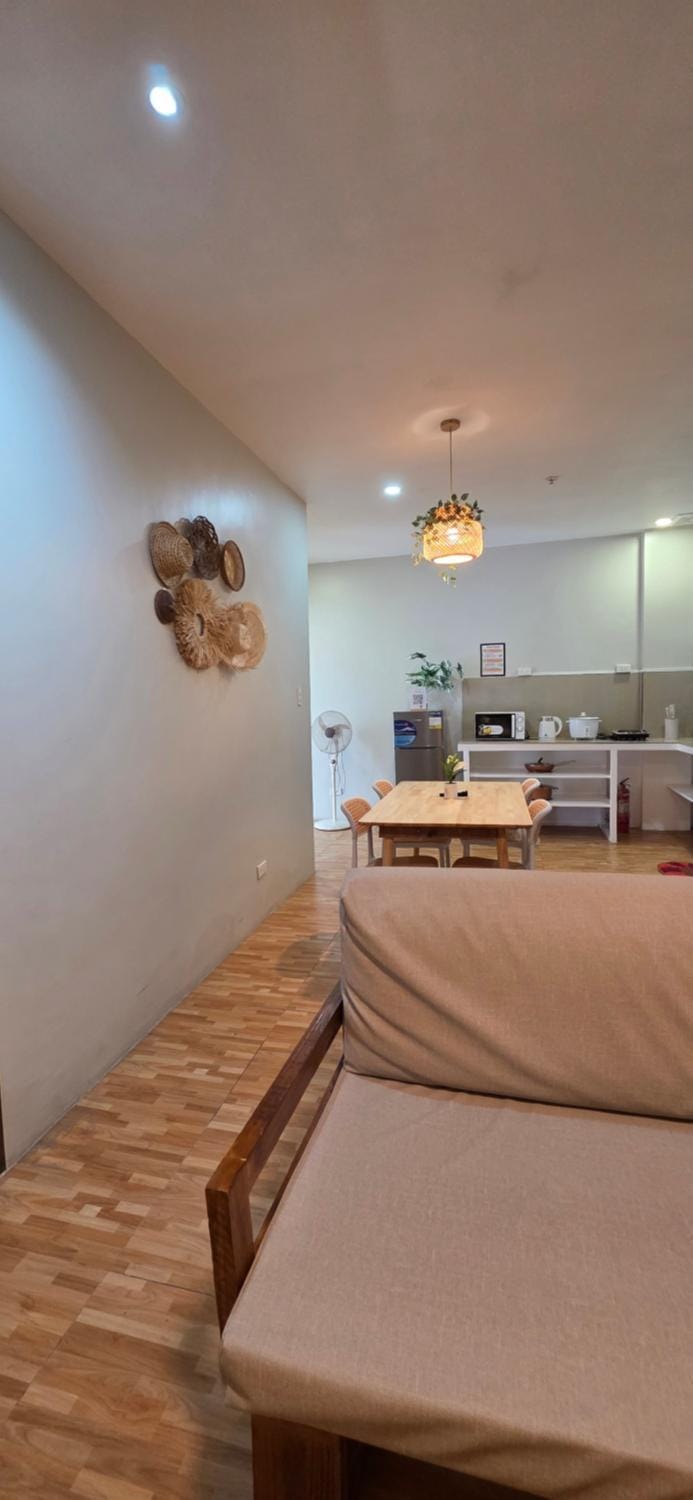 Cozy 2 BR with Parking and Balcony near Burnham Park #4 Apartment in Baguio