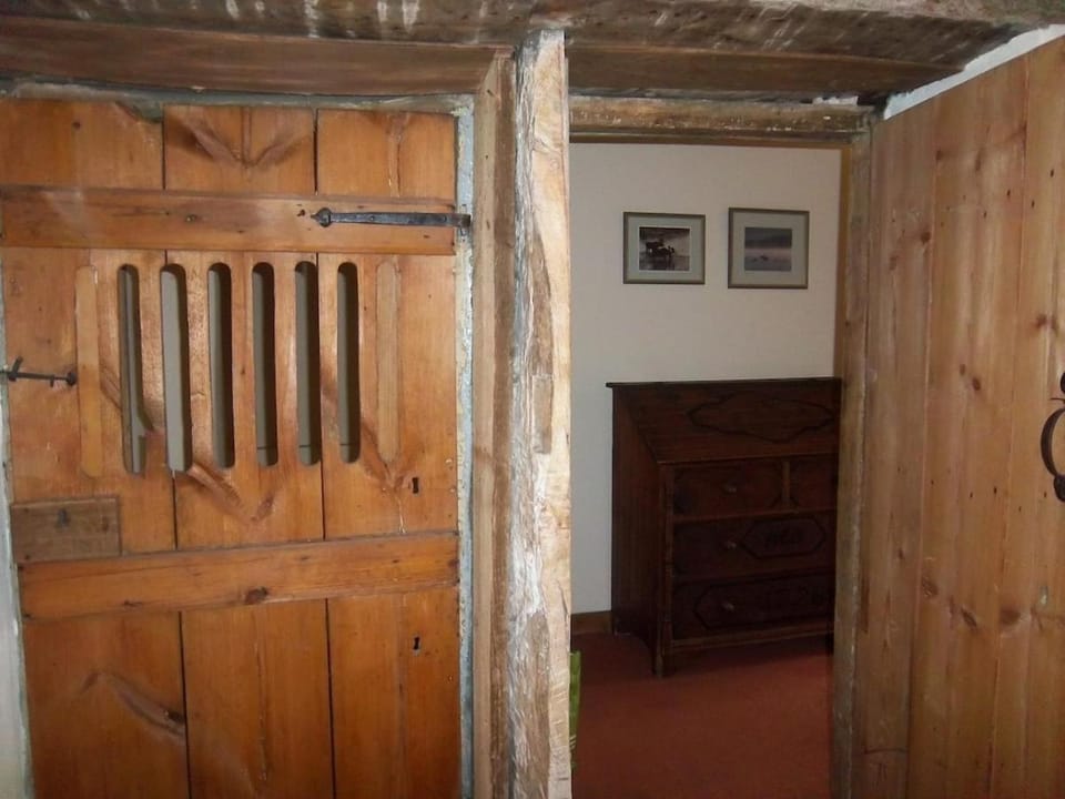 Bank House Apartment Peak District Pets Welcome House in Staffordshire Moorlands District