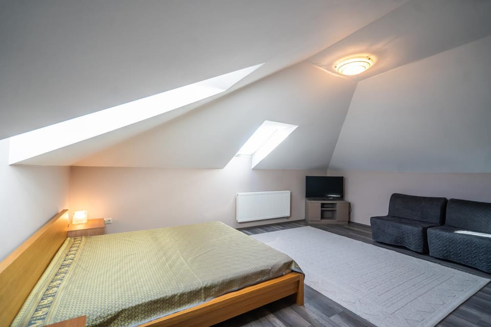 TV and multimedia, Bedroom