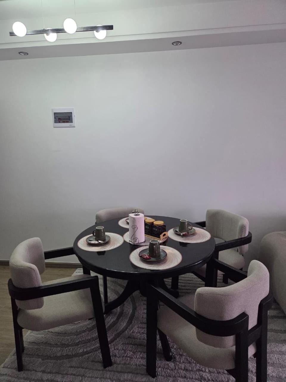 Smart retreat residencies with amazing breathtaking city views, swimming pool ,gym ,private ample parking space which offers a luxurious living in kilimani Apartment in Nairobi