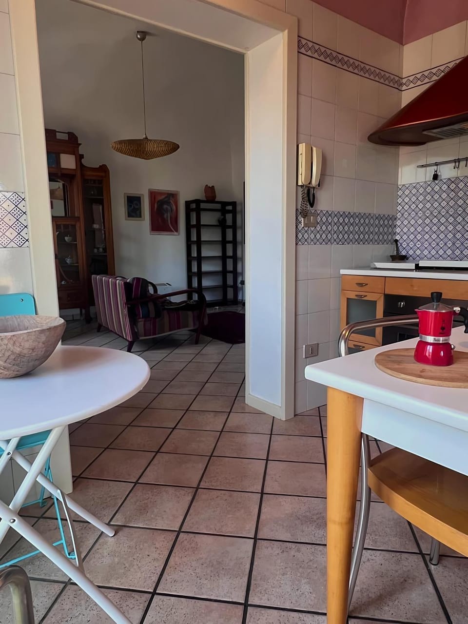 Dining area, kitchen