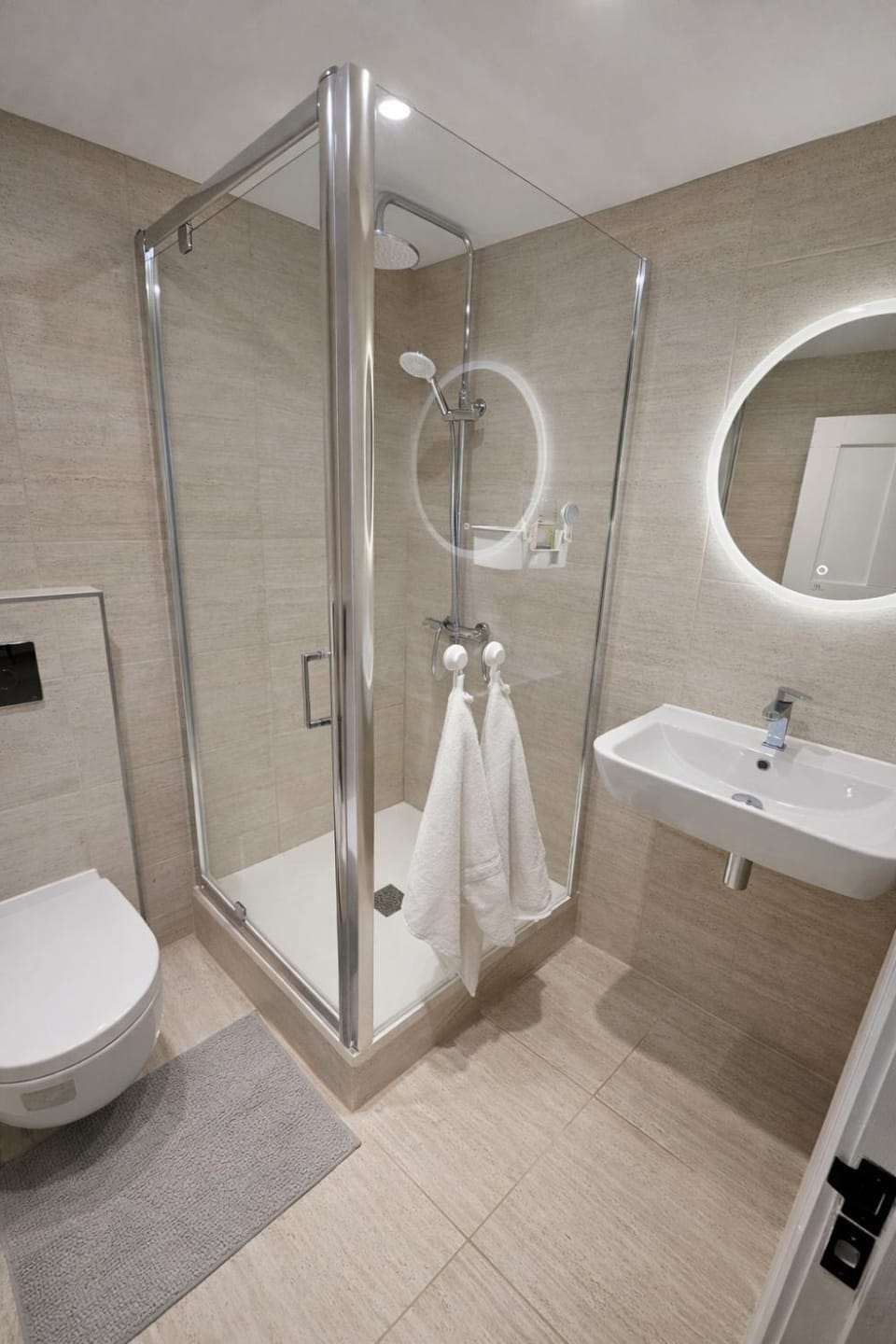 Little Luxe Living House in Prestwich