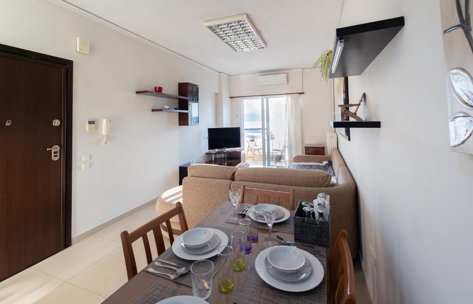 Seaside Apartment with a great view in Chalkida Apartment in Euboea