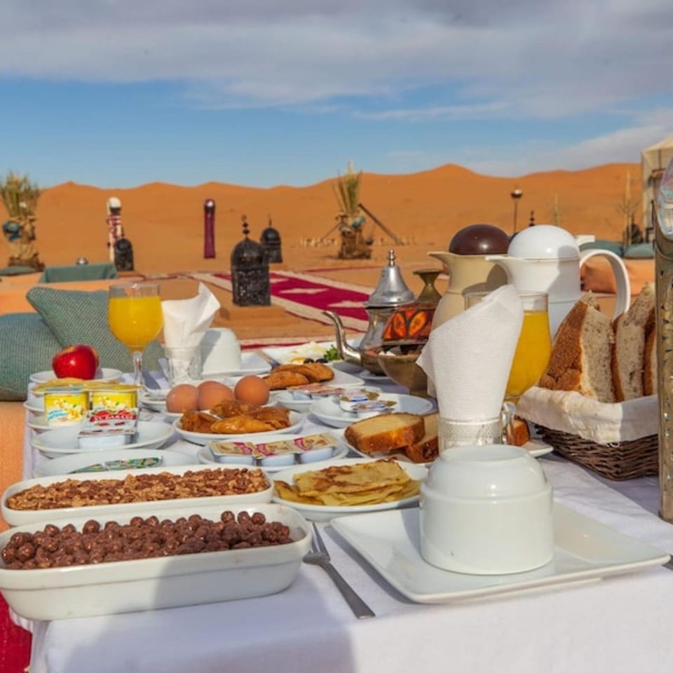 Natural landscape, Food and drinks, Food, Breakfast, Continental breakfast, Buffet breakfast