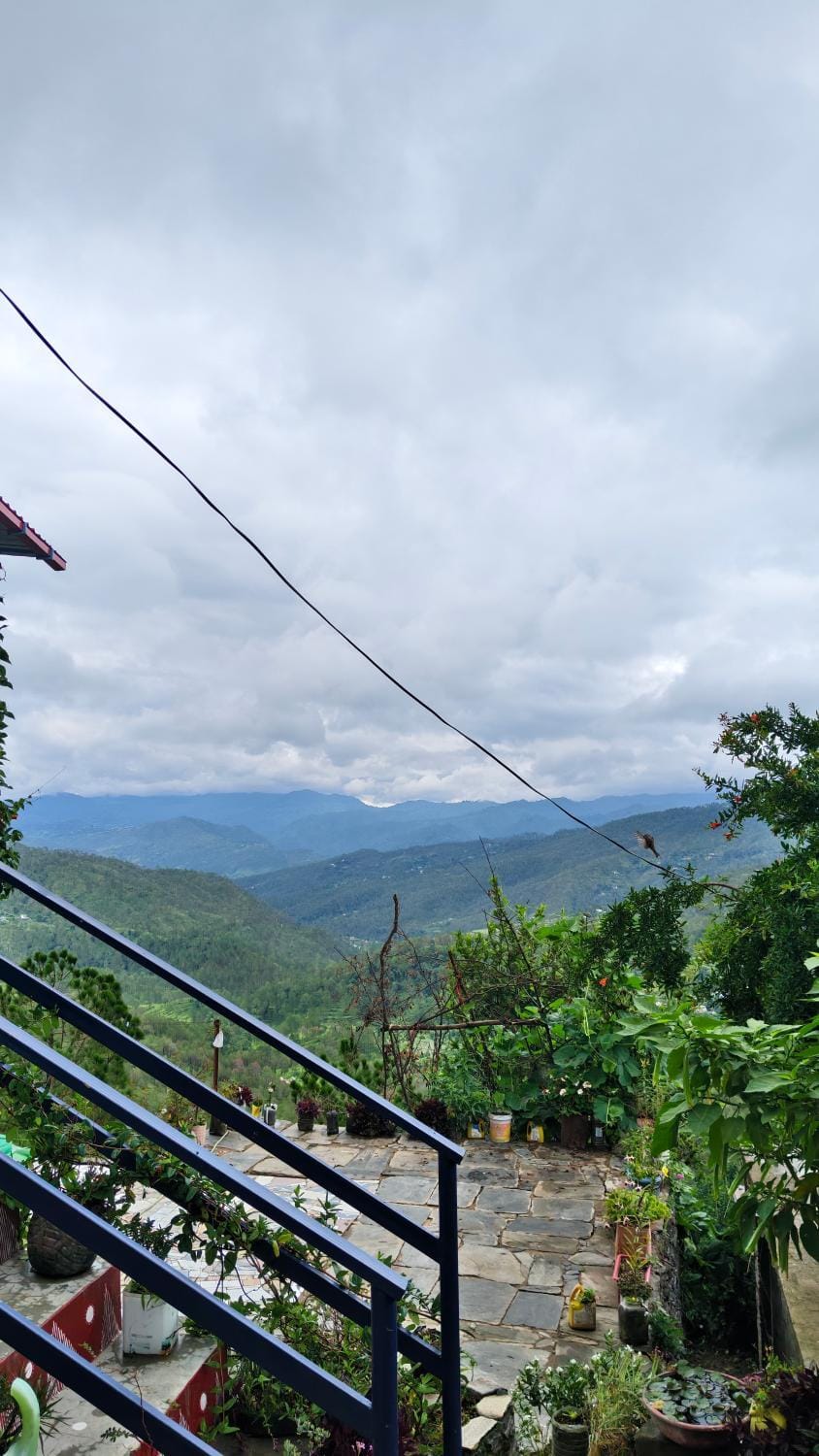 Indra home stay kasardevi House in Uttarakhand