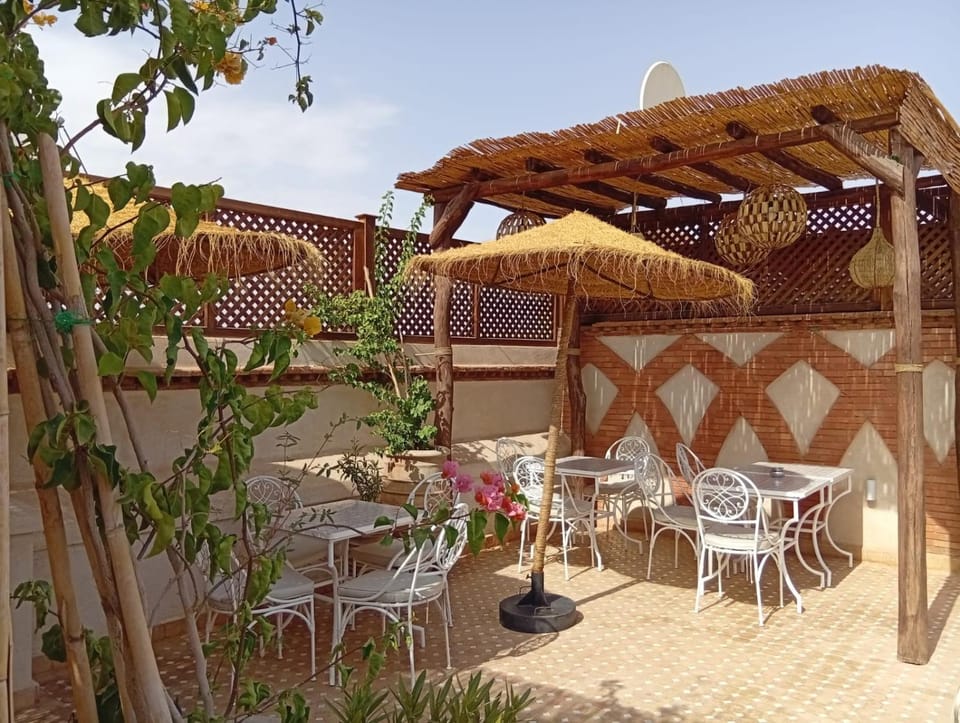 Patio, Balcony/Terrace, Internal: Not applicable to any particular room