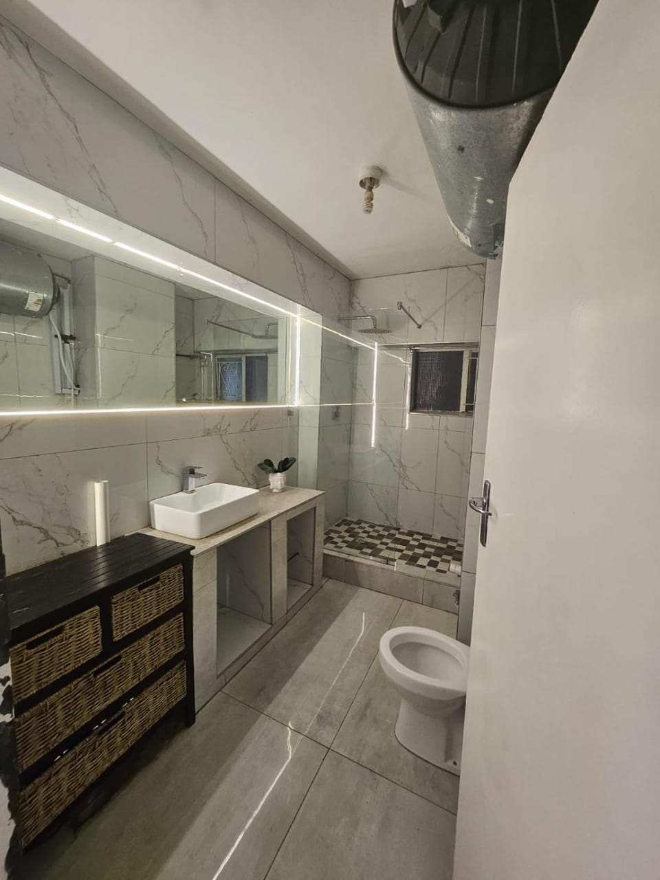Ocean pearl luxury beach escape Apartment in Durban