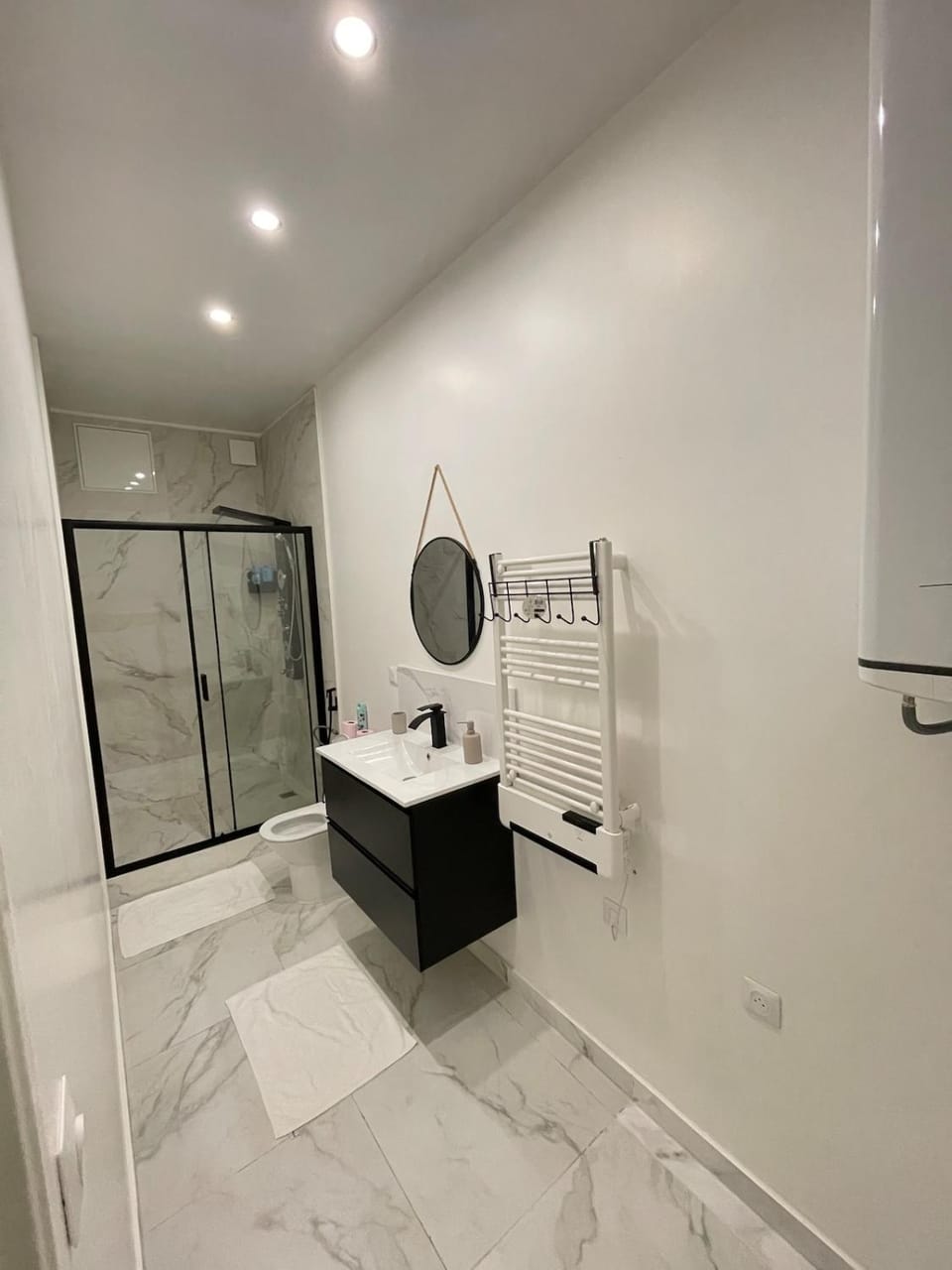 1-Appartement calme et bien rénové avec 2 chambres Apartment in Auvergne-Rhône-Alpes