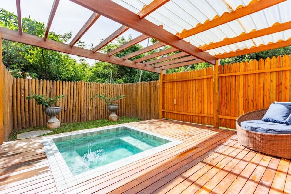 Garden, Swimming pool