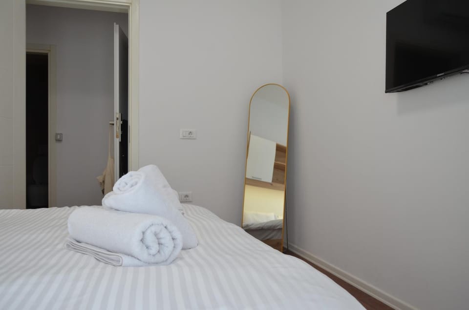 Dreamscape Apartments Komuna e Parisit Apartment in Tirana