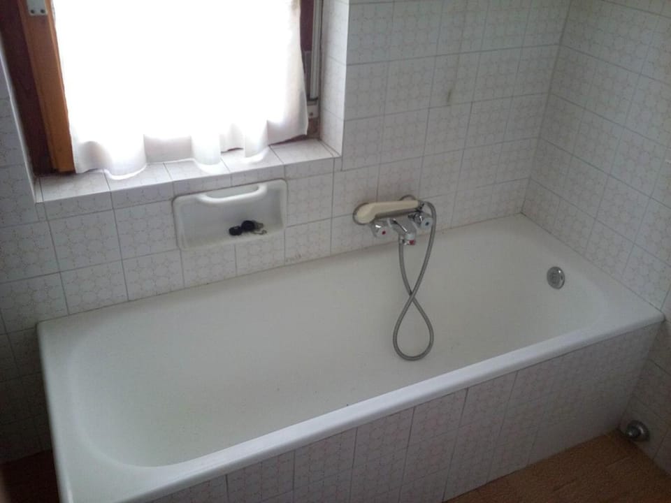 Bathroom, Bath
