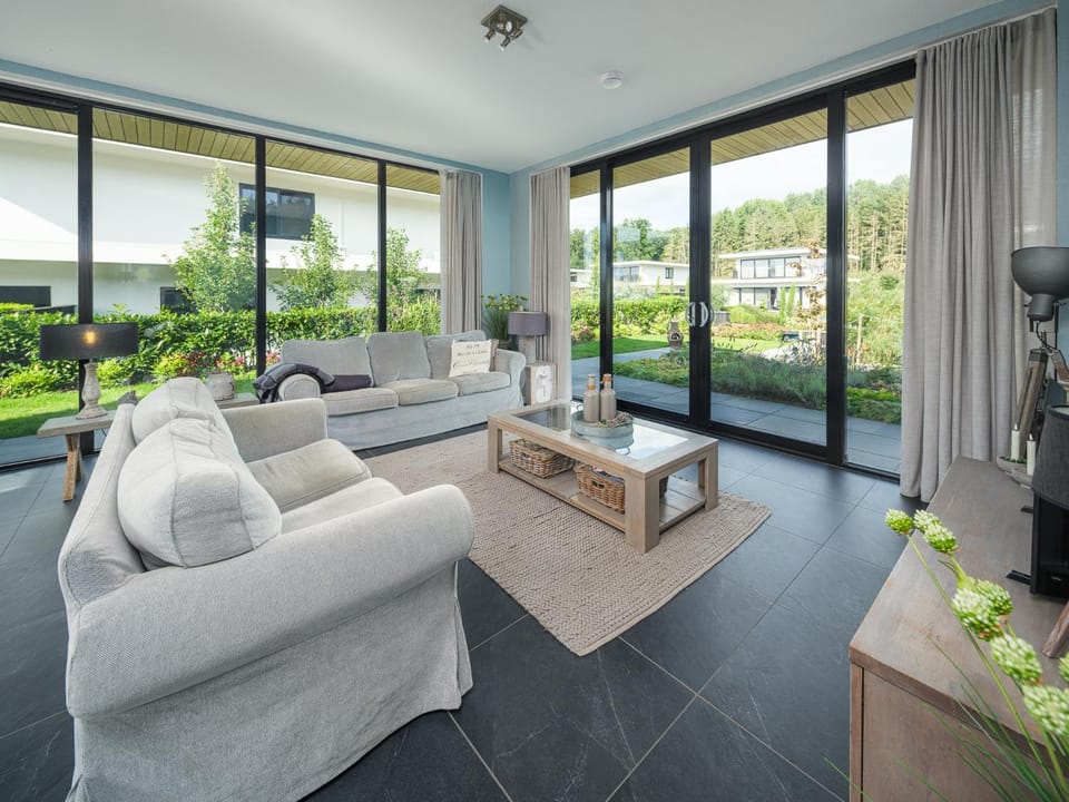 Golf Nr. 568 | 4 Pers. Hottub House in Biddinghuizen