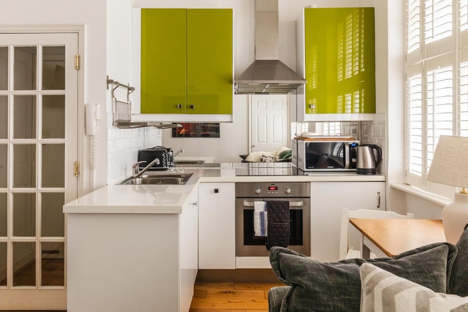 Old Orchard - Charming Ground Floor Flat in Bath Centre Apartment in Bath