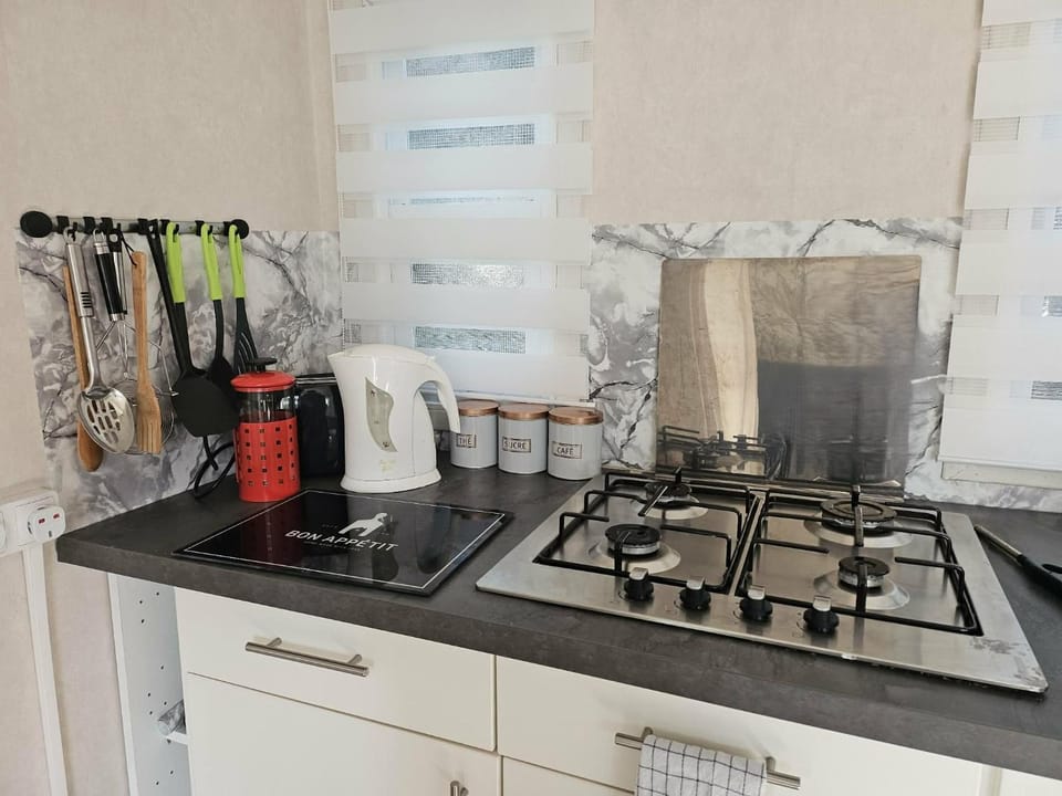 mobil-home Campground/ 
RV Resort in Nouvelle-Aquitaine