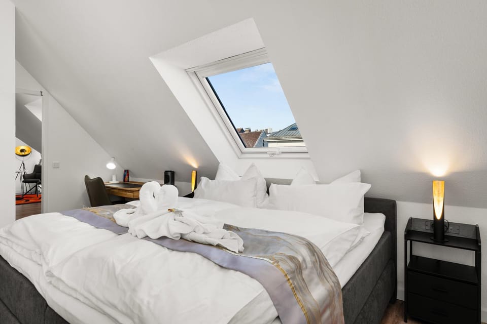 Bed, Bedroom, cot