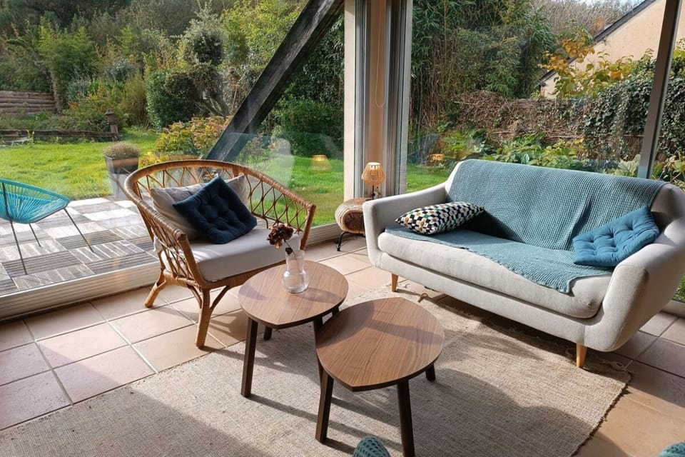 Living room, Garden view