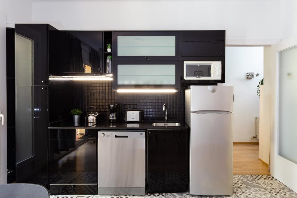 Renovated and Contemporary Apartment Near Paseo de Gracia Apartment in Barcelona