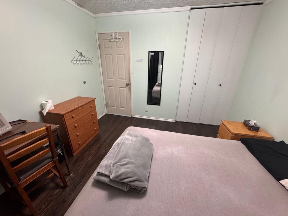 Calgary Mini Haven Vacation rental in Calgary