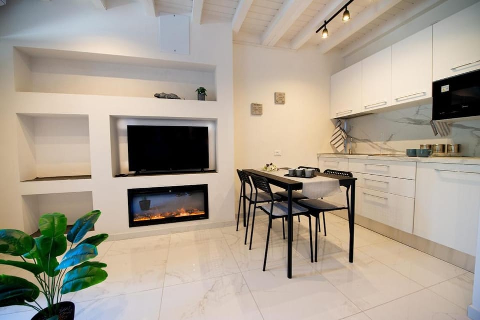 Lake Horizon Apartment 2 Apartment in Idro