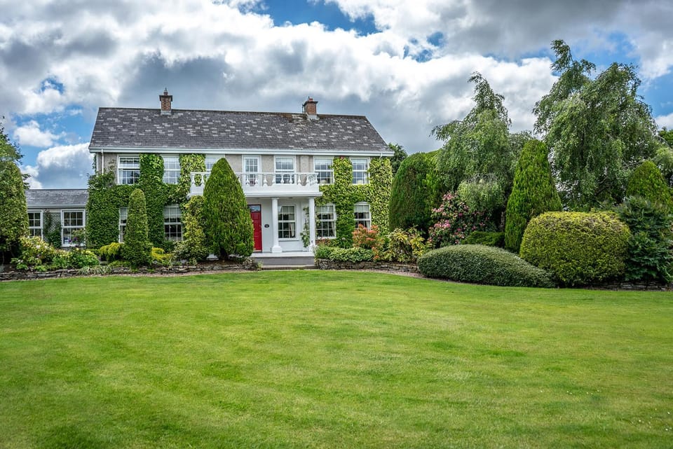 Tattykeel House Bed and Breakfast in County Donegal