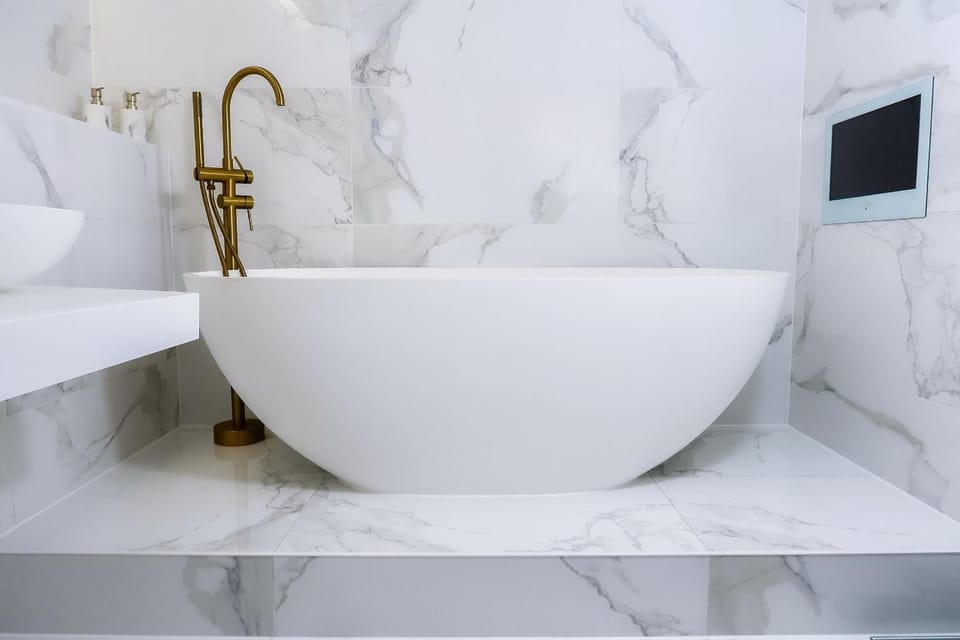 Shower, Toilet, Bathroom, Bath, towels