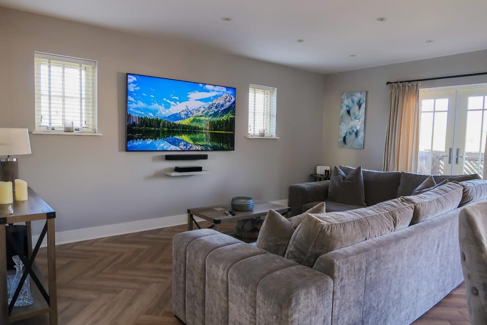 TV and multimedia, Balcony/Terrace, Living room