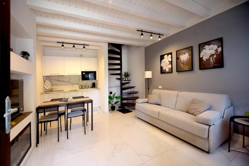 Lake Horizon Apartment 3 Apartment in Idro