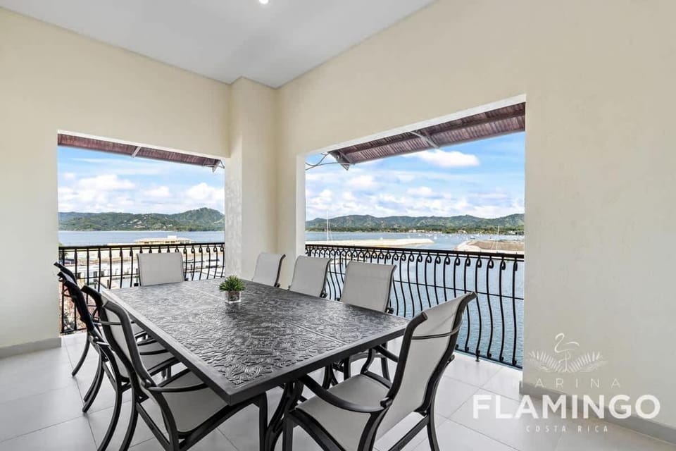 Luxury Penthouse Marina View 3-Bedroom Apartment in Playa Flamingo
