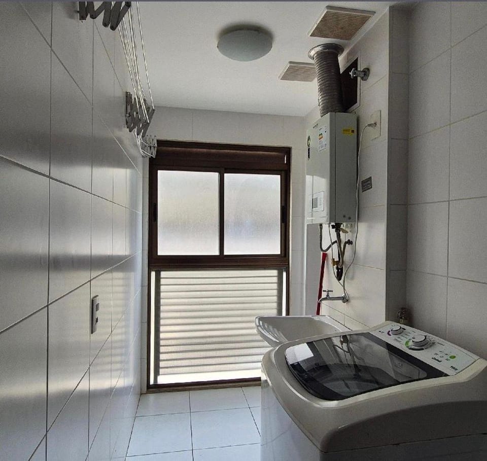 Apartamento à 70 metros da praia Apartment in Rio de Janeiro