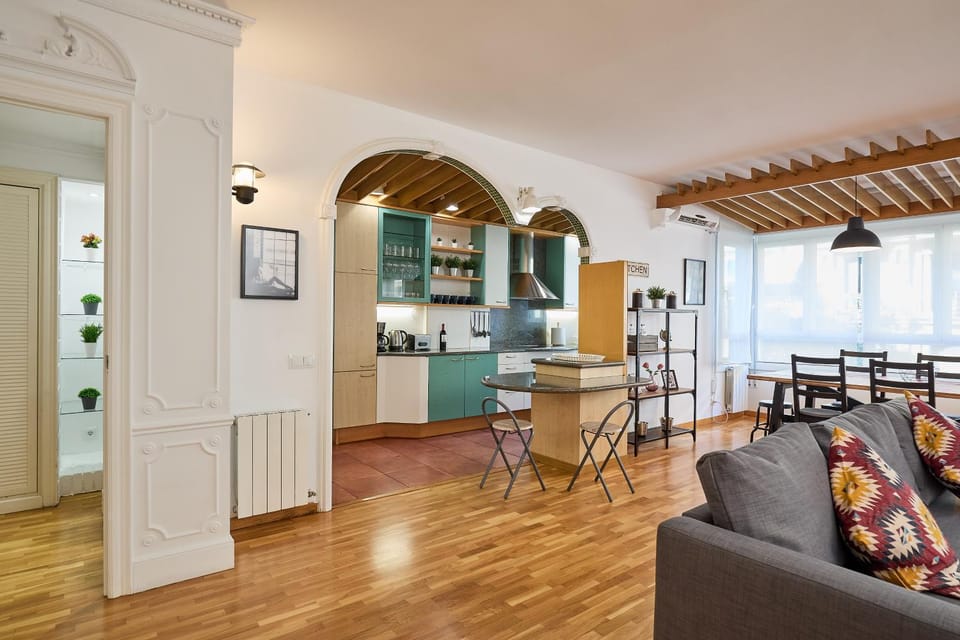 Family-friendly Oasis in the City Center Apartment in Barcelona