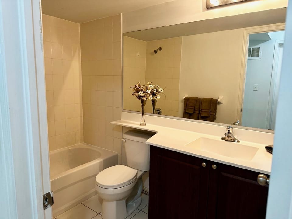 Best of Oakville Apartment in Oakville