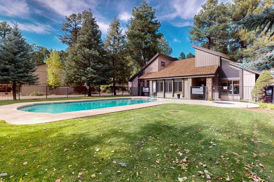 Khunu-Wasi White Mountain Hideaway House in Pinetop-Lakeside